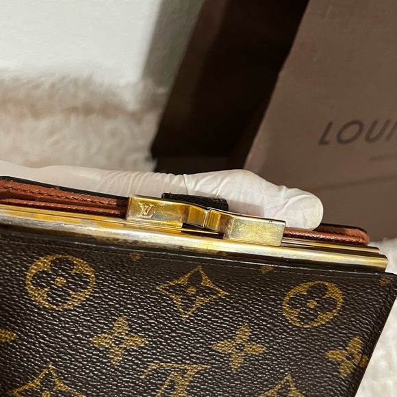 Authentic Louis Vuitton Monogram Porte Monnaie Billets Viennois Kisslock Wallet - Picture 4 of 17